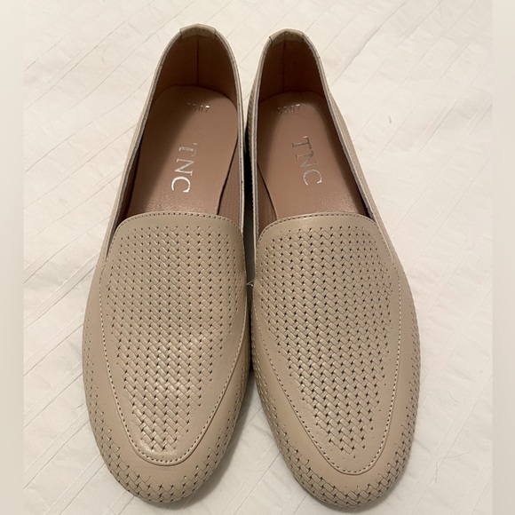 NEW Leather Flats - Picture 1 of 4